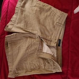 Bandolino linen/cotton blend beige shorts